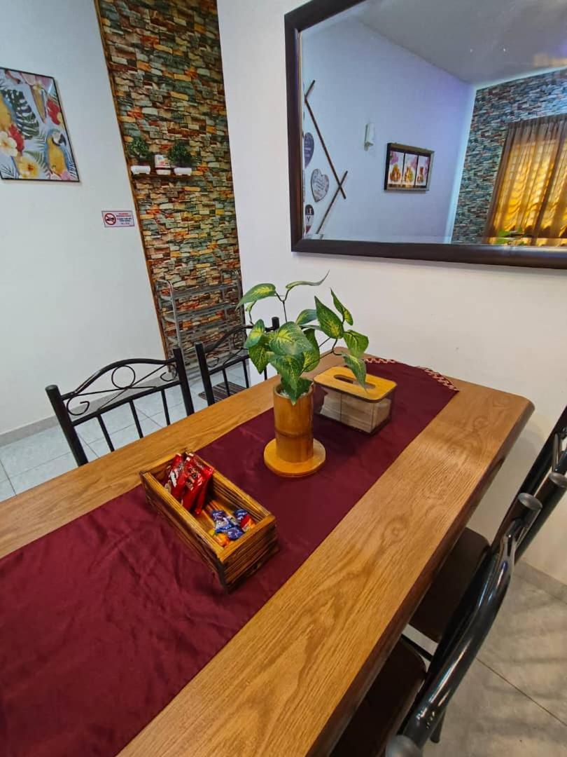 Homestay Camelia Kuala Terengganu - Rafflesia House Luaran gambar
